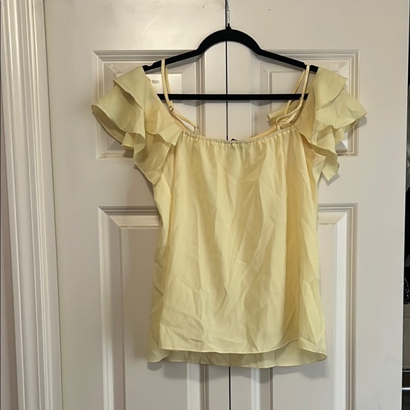 Yellow Ruffled Off-Shoulder Top - Picture 4 of 4